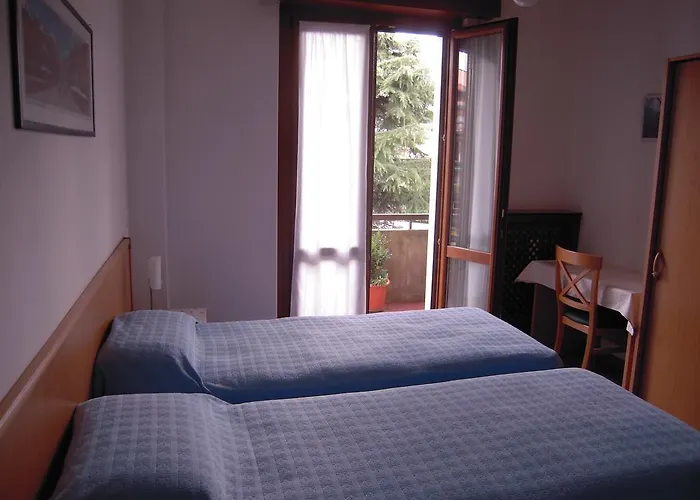 Il Lori Di Alessandra Oda ve Kahvaltı